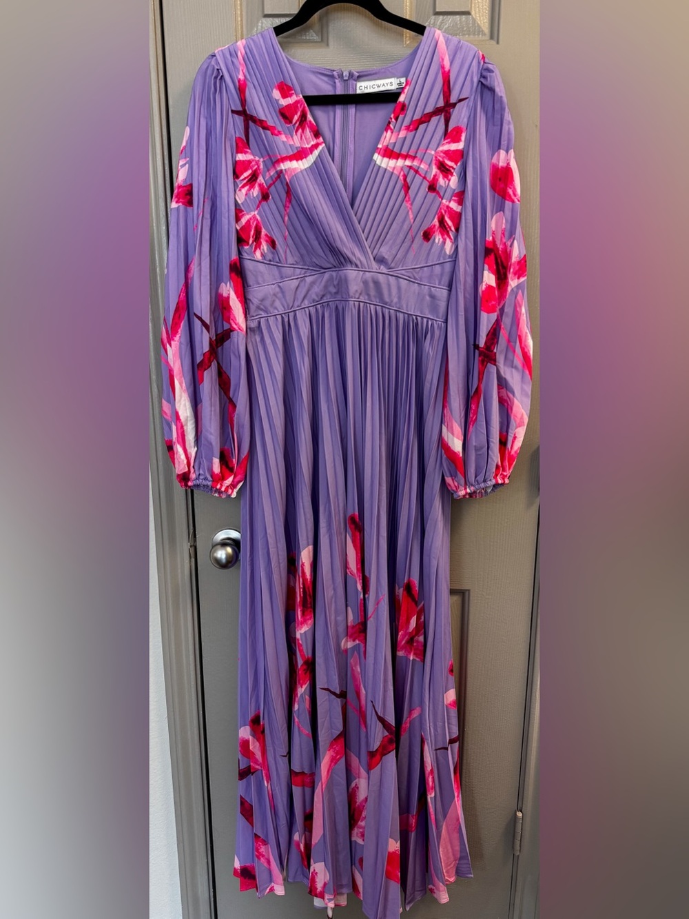 CHICWAYS Floral Pleated Marisol Maxi Dress | Long Sleeve | Size Large